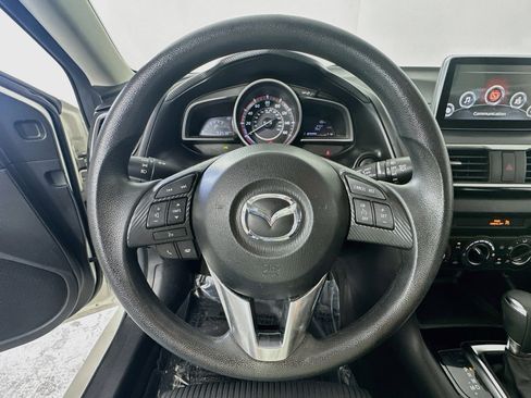 Used 2016 MAZDA MAZDA3 i Sport w/ Preferred Equipment Package FWD image 11