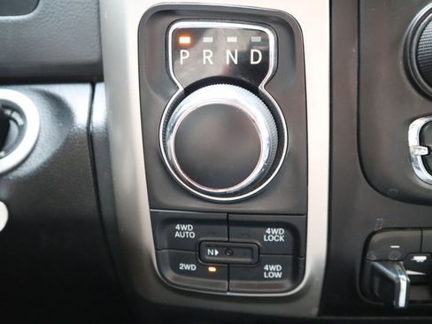 Used 2016 RAM 1500 Big Horn AWD/4WD image 38