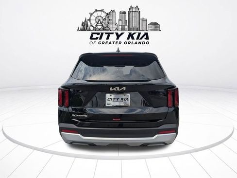 New 2026 Kia Sorento LX FWD image 6