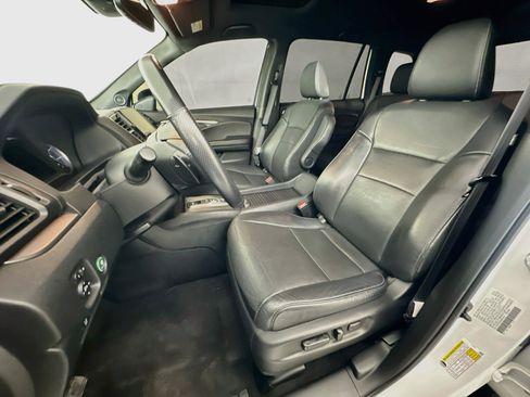 Used 2023 Honda Passport EX-L image 13