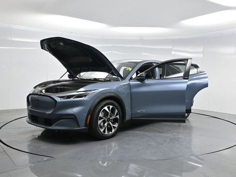 Used 2024 Ford Mustang Mach-E Select image 39