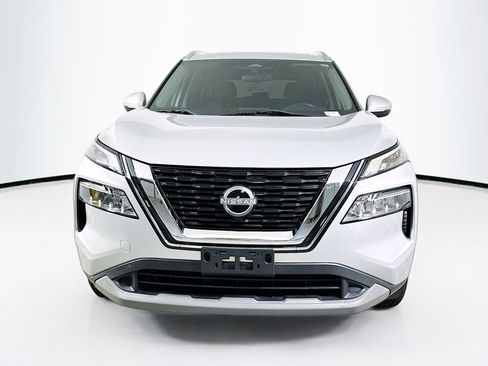 Used 2022 Nissan Rogue SV w/ SV Premium Package AWD/4WD image 5