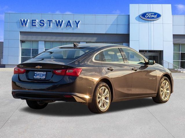 Used 2023 Chevrolet Malibu LT FWD image 3