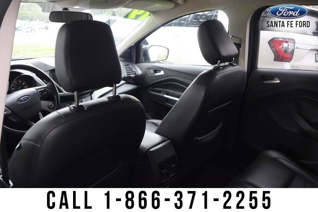Used 2019 Ford Escape SEL AWD/4WD image 21