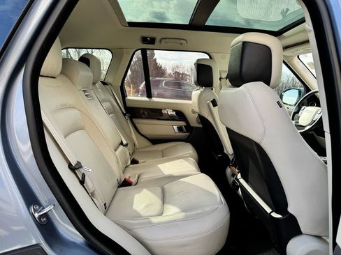 Used 2019 Land Rover Range Rover Supercharged image 33