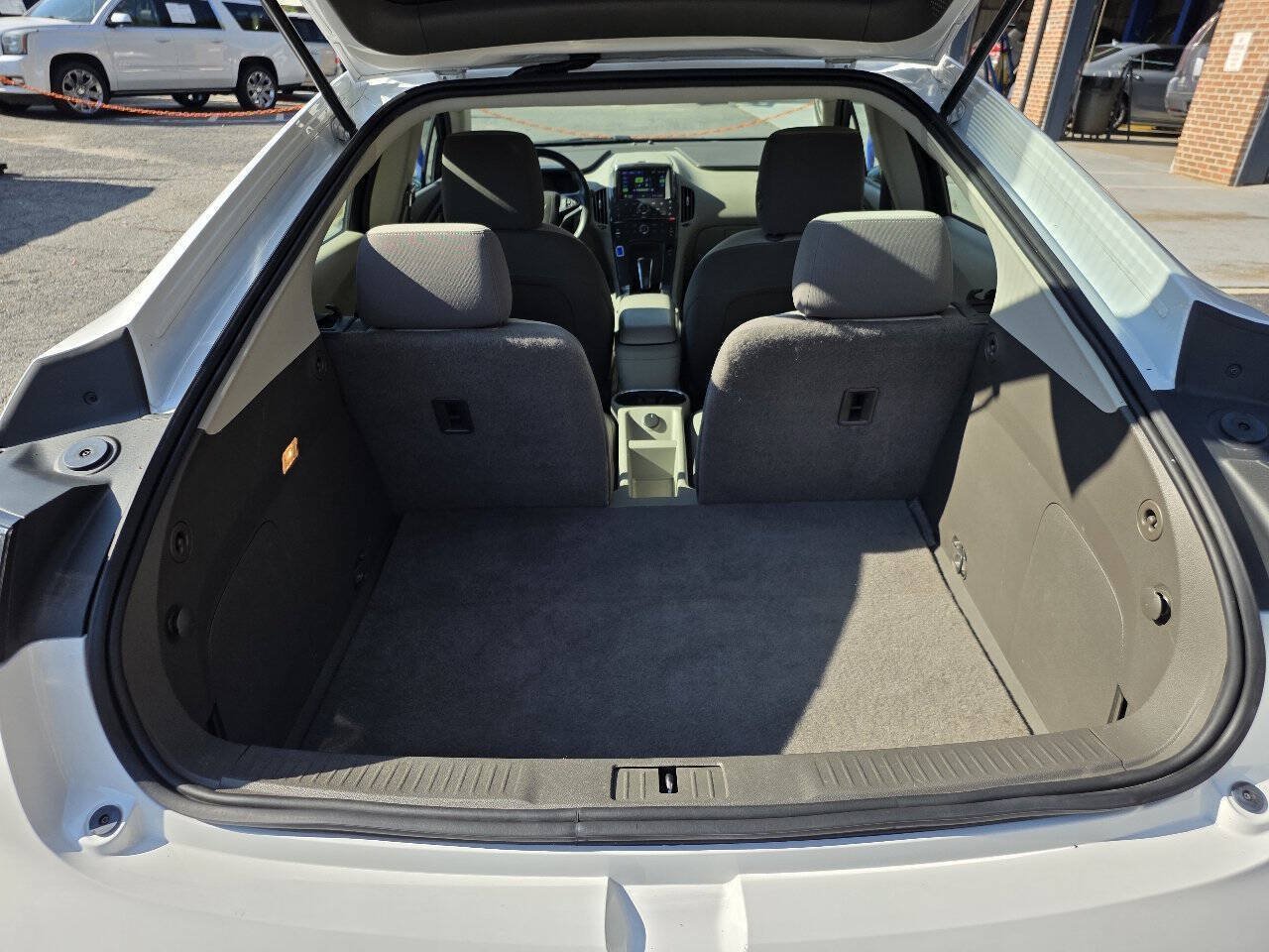 Used 2013 Chevrolet Volt w/ Enhanced Safety Package 2 FWD image 23