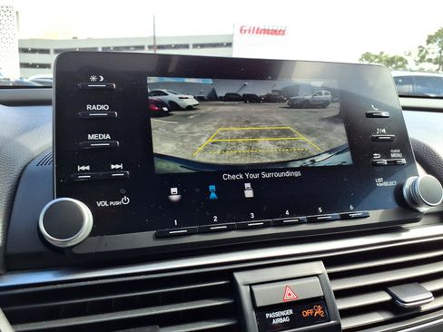 Certified 2020 Honda Accord LX image 5