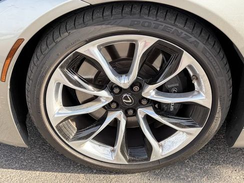 Used 2018 Lexus LC 500 Coupe w/ Performance Package RWD image 4
