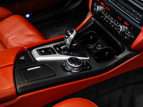 Used 2014 BMW M5 RWD image 23
