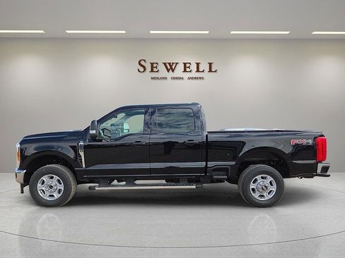 New 2026 Ford F250 XLT image 2