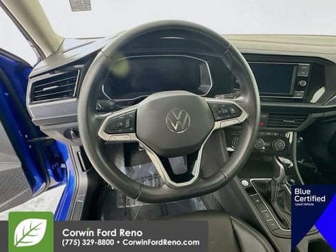 Used 2024 Volkswagen Jetta SE FWD image 14