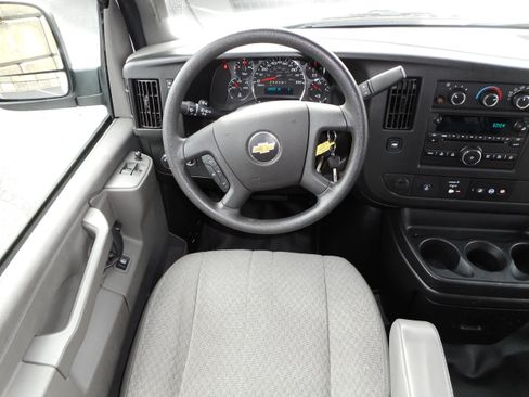 Used 2017 Chevrolet Express 2500 LS image 24