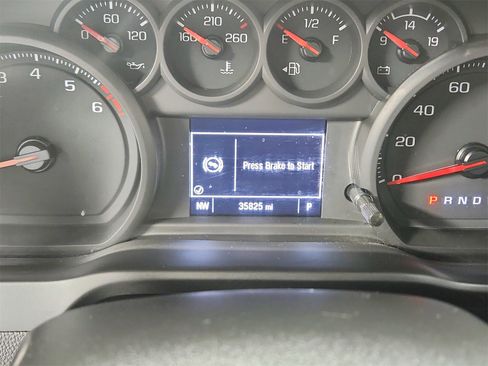 Used 2024 Chevrolet Silverado 1500 Custom image 21