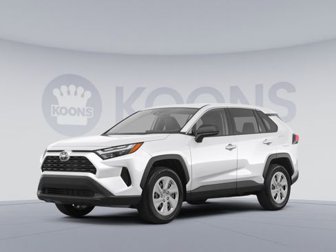 Used 2025 Toyota RAV4 LE AWD/4WD image 1