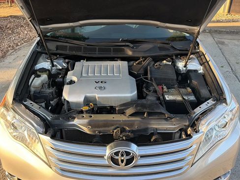 Used 2011 Toyota Avalon FWD image 32