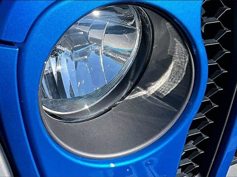 Used 2021 Jeep Gladiator Mojave image 30