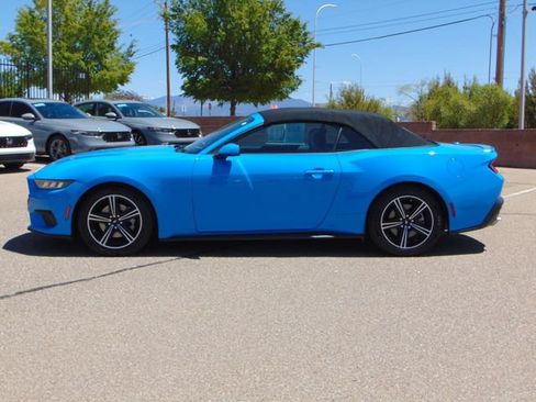 Used 2024 Ford Mustang Premium RWD image 7