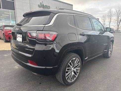 Used 2022 Jeep Compass Limited w/ Elite Group image 8