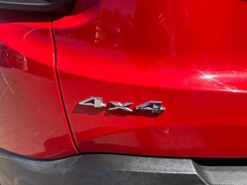 Used 2023 Jeep Renegade Latitude w/ Premium Group AWD/4WD image 6