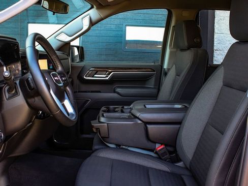 Used 2025 GMC Sierra 1500 Elevation AWD/4WD image 31