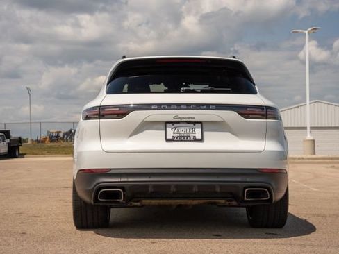 Used 2020 Porsche Cayenne AWD/4WD image 6