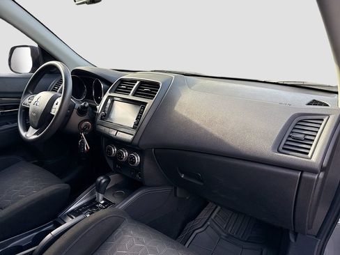 Used 2021 Mitsubishi Outlander Sport LE FWD image 28