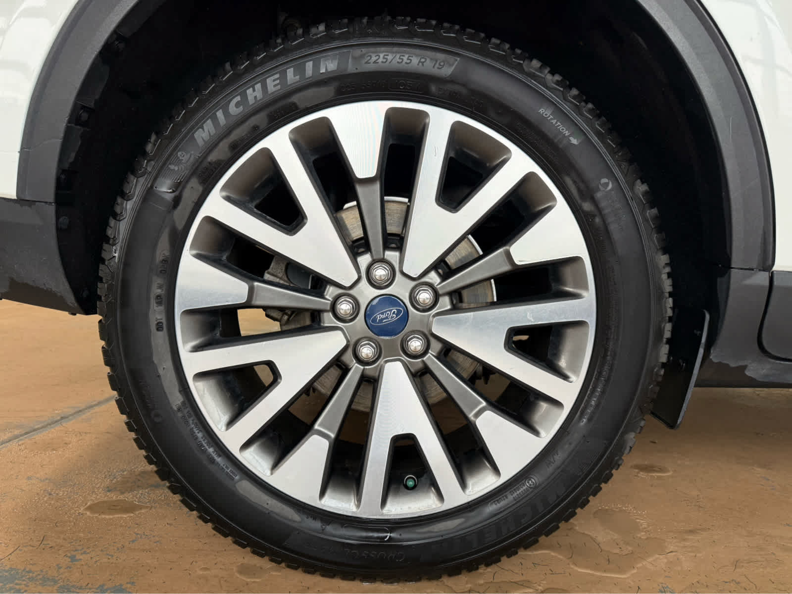 Used 2020 Ford Escape Titanium AWD/4WD image 11