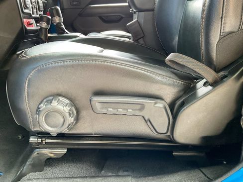 Used 2022 Jeep Gladiator Mojave w/ LED Lighting Group AWD/4WD image 34