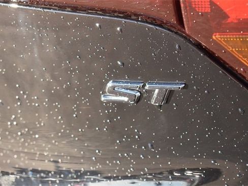 Certified 2023 Buick Encore GX Select w/ Sport Touring Package image 14