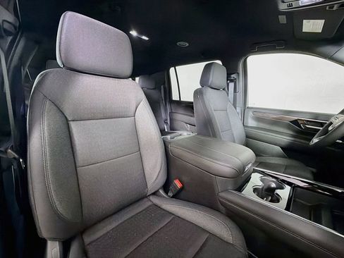 New 2026 Chevrolet Suburban LS w/ Max Trailering Package AWD/4WD image 24