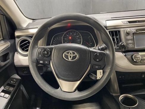 Used 2013 Toyota RAV4 XLE FWD image 14