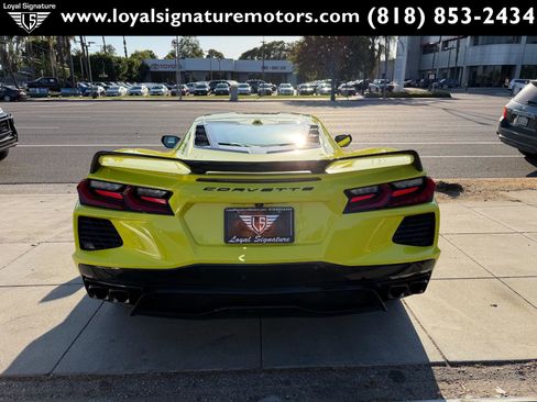 Used 2023 Chevrolet Corvette Stingray Premium Cpe w/ Z51 Performance Package RWD image 6