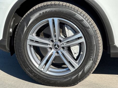 Certified 2022 Mercedes-Benz GLC 300 w/ Premium Package Lite image 25