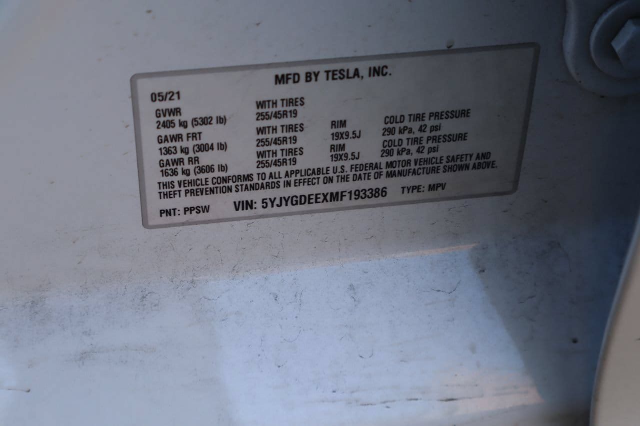 Used 2021 Tesla Model Y Long Range AWD/4WD image 24