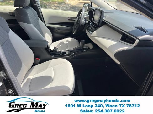 Used 2022 Toyota Corolla LE FWD image 13