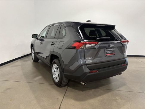 Used 2023 Toyota RAV4 LE AWD/4WD image 5