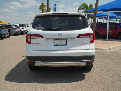 Used 2022 Honda Pilot Touring image 6