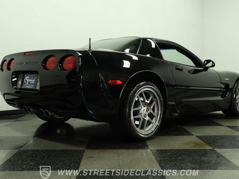 Used 2001 Chevrolet Corvette Z06 w/ Memory Pkg RWD image 26