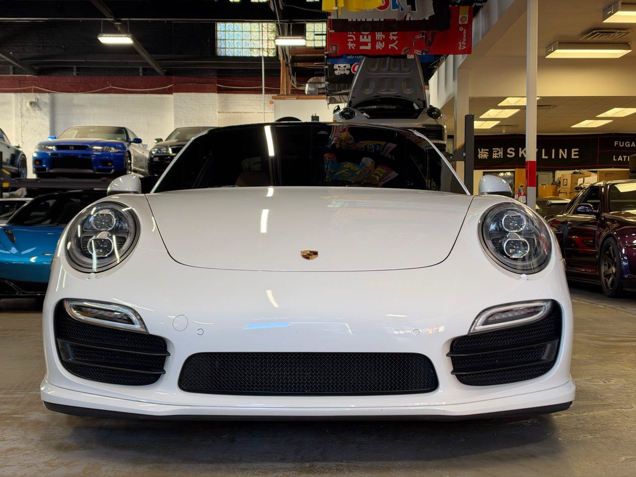 Used 2014 Porsche 911 4 Coupe AWD/4WD image 2