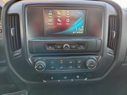 Used 2017 Chevrolet Silverado 2500 W/T w/ WT Convenience Package AWD/4WD image 13
