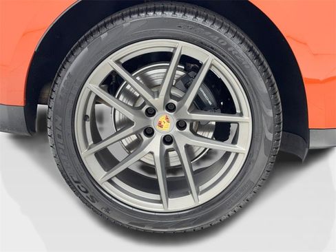 Used 2023 Porsche Macan image 51