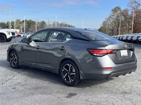 Certified 2025 Nissan Sentra SV image 21