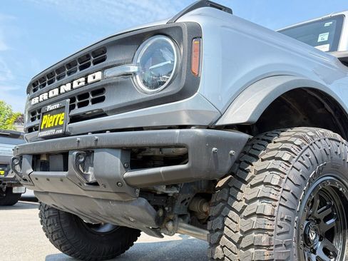 Used 2022 Ford Bronco Black Diamond AWD/4WD image 32