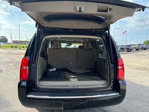Used 2020 Chevrolet Suburban Premier w/ Max Trailering Package RWD image 20