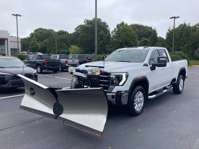 Used 2024 GMC Sierra 2500 SLE w/ SLE Convenience Package AWD/4WD image 2
