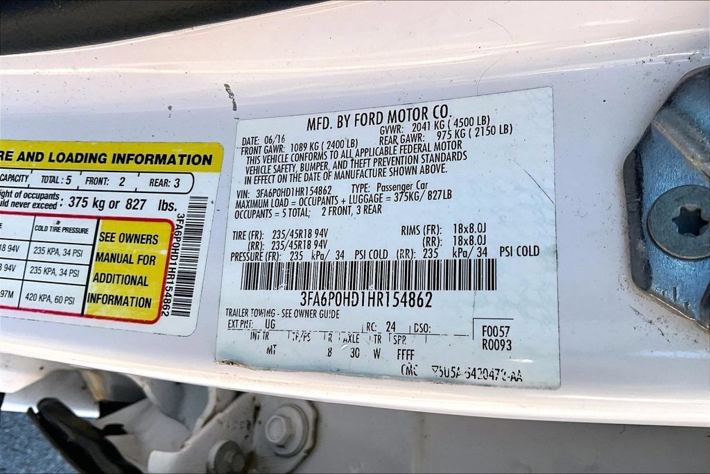 Used 2017 Ford Fusion SE w/ Equipment Group 201A FWD image 34