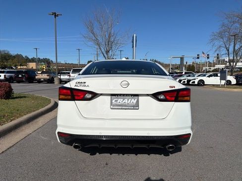Used 2025 Nissan Altima 2.5 SR image 6