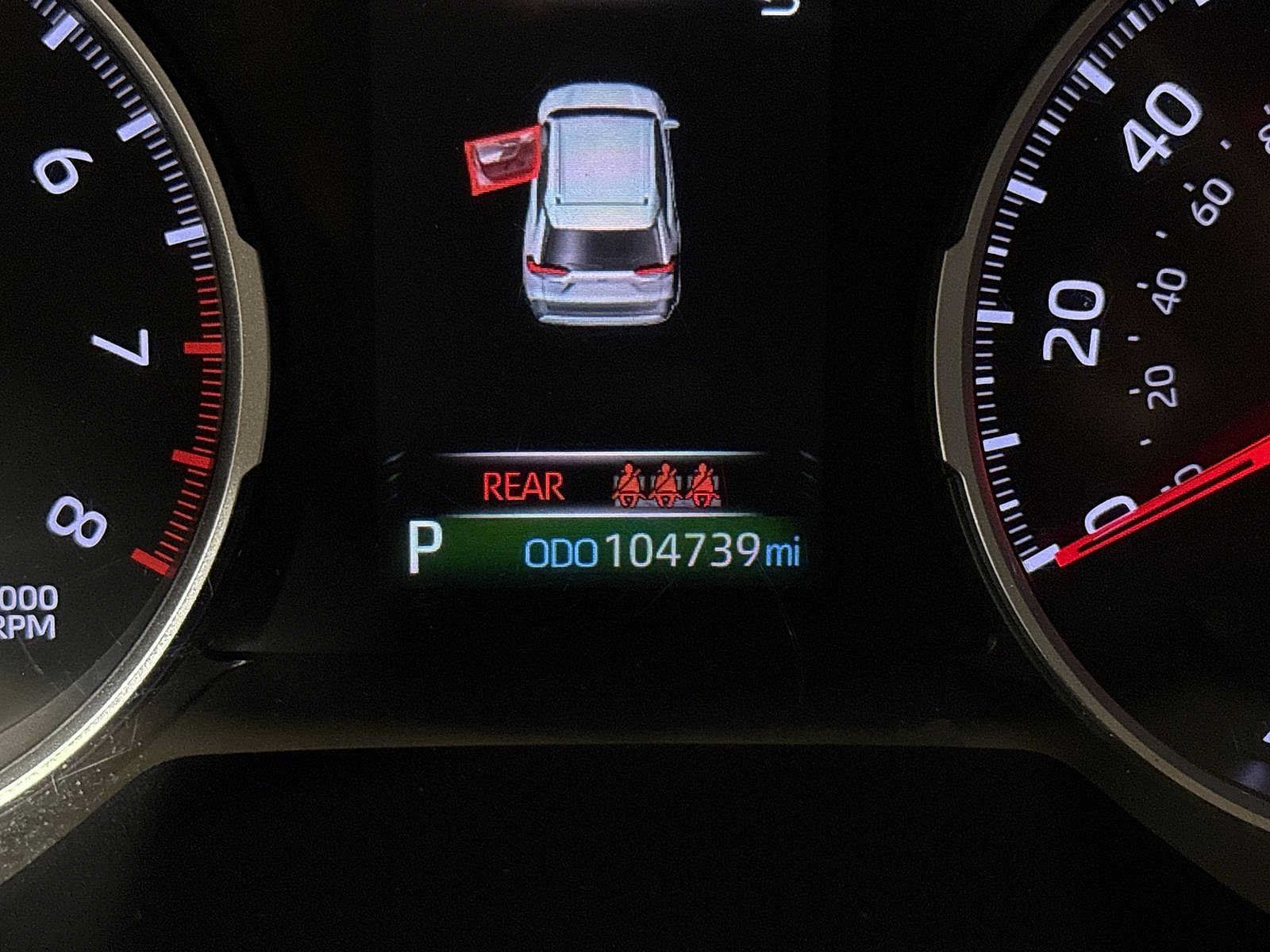 Used 2019 Toyota RAV4 LE AWD/4WD image 19
