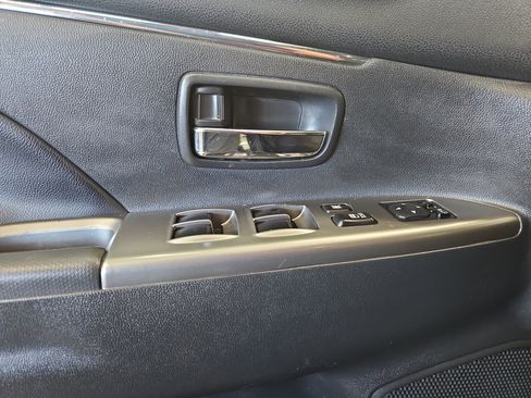Used 2023 Mitsubishi Outlander Sport SE AWD/4WD image 7