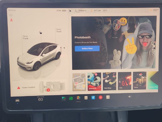 Used 2025 Tesla Model Y Long Range AWD/4WD image 23
